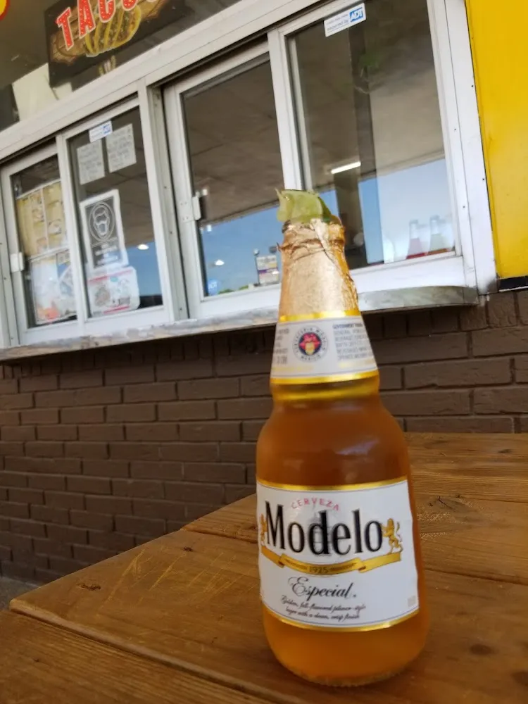 Modelo Especial